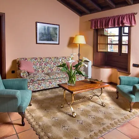 Casa Rural El Adelantado Country house *